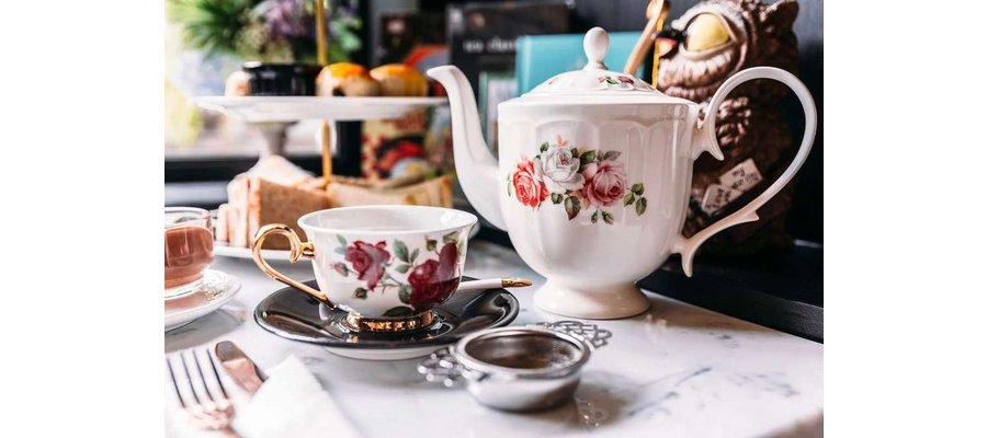 The magical properties of Tea: a personal and factual journey