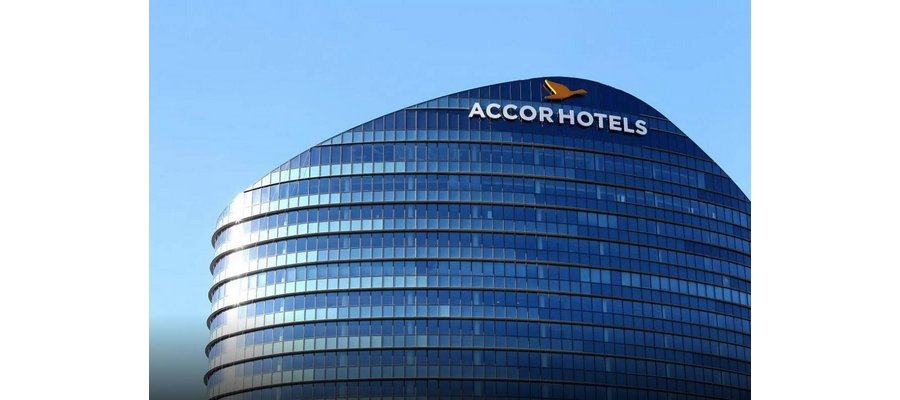 Accor's Third-quarter 2021 revenue of €589 million up 79% like-for-like