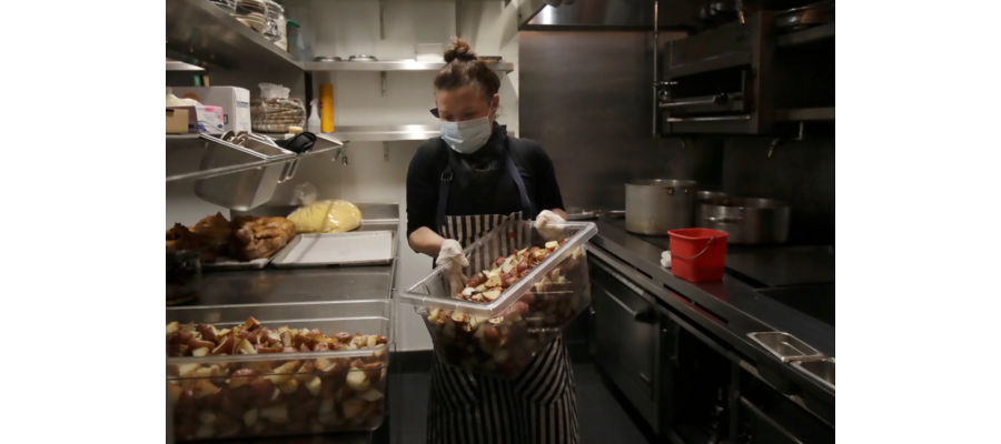 Restaurants Face an Extortion Threat: A Bad Rating on Google