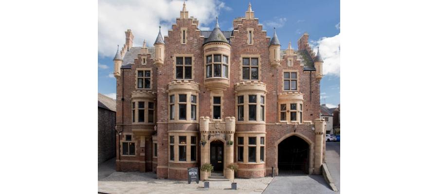 Hotelier makes tax burden plea as he announces closure of the Fleece in Richmond
