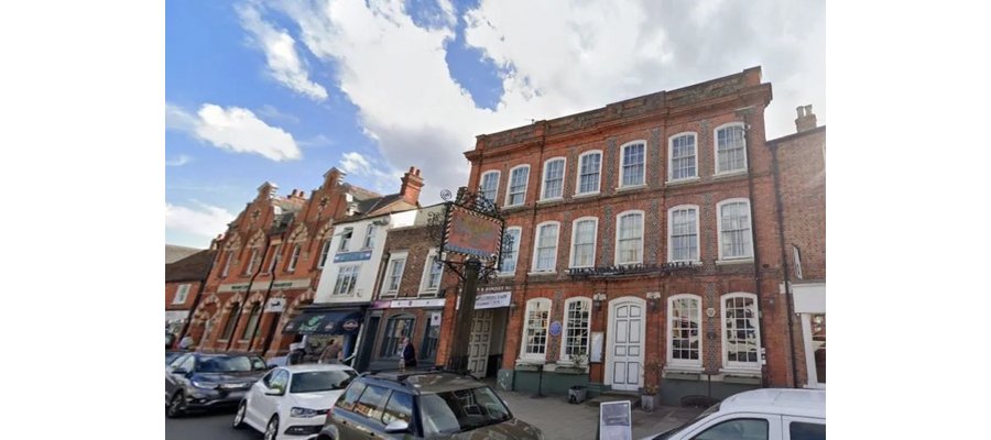 Oxfordshire hotel handed low food hygiene rating