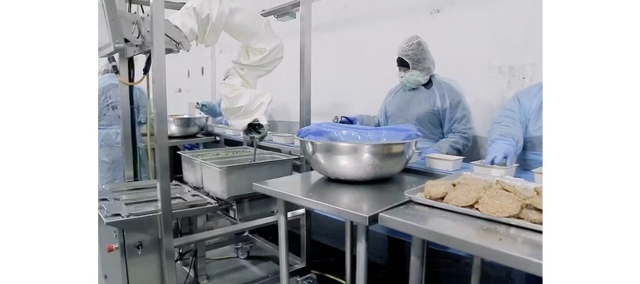 AI-Enabled Robotic System Targets High-Mix Food Manufacturing