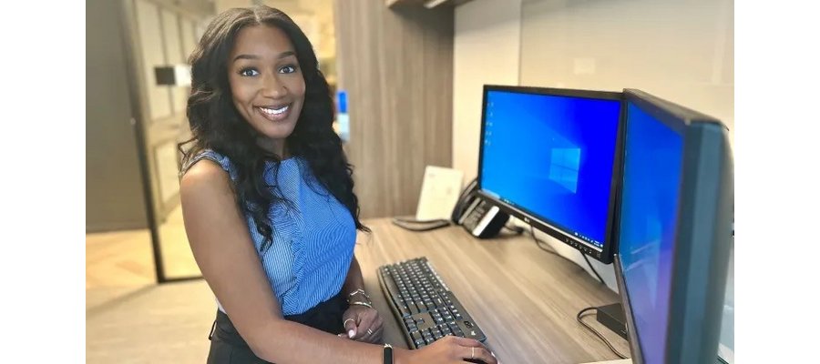 29-year-old was laid off from her hotel job in 2020—now she makes $125,000 working in tech, without a bachelor’s degree