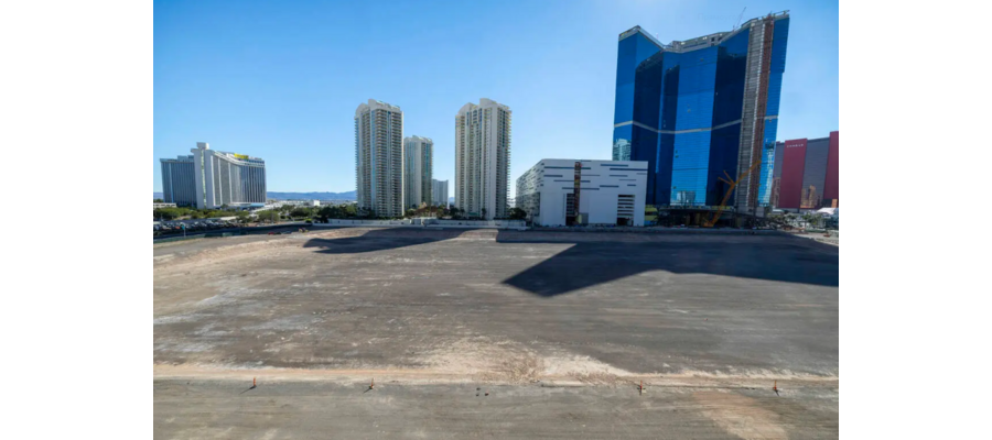 Plans emerge for Las Vegas’ tallest resort on former waterpark site
