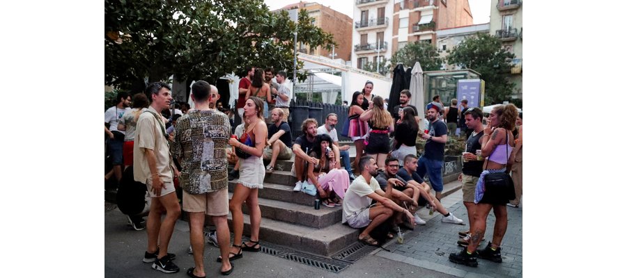 Barcelona plans to shut all holiday apartments by 2028