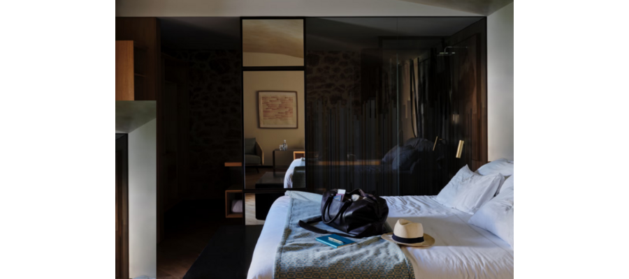 The weirdest room service requests revealed, including caviar hot dogs and fresh goat’s milk