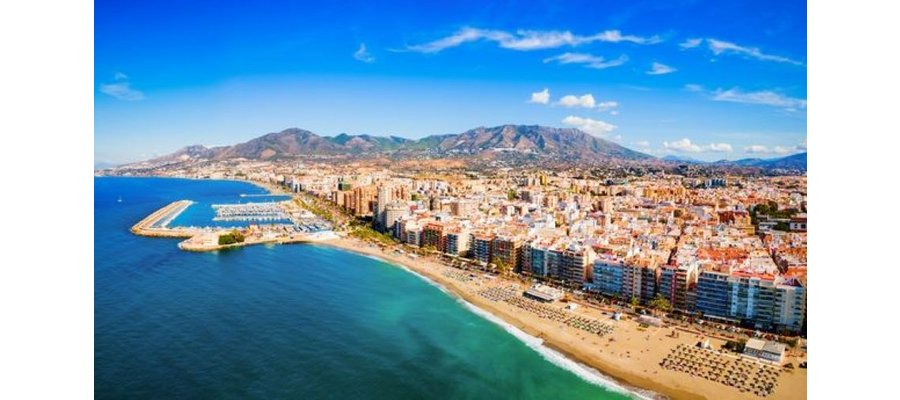 Spanish Costa del Sol hotel worker 'caught poisoning guest buffet with bleach' 