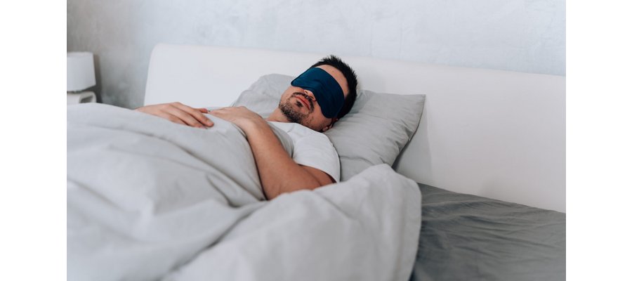 The Missing Star in Your Hotel Review? Sleep Quality