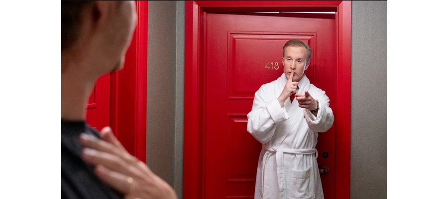 What a British etiquette expert would never do in a hotel