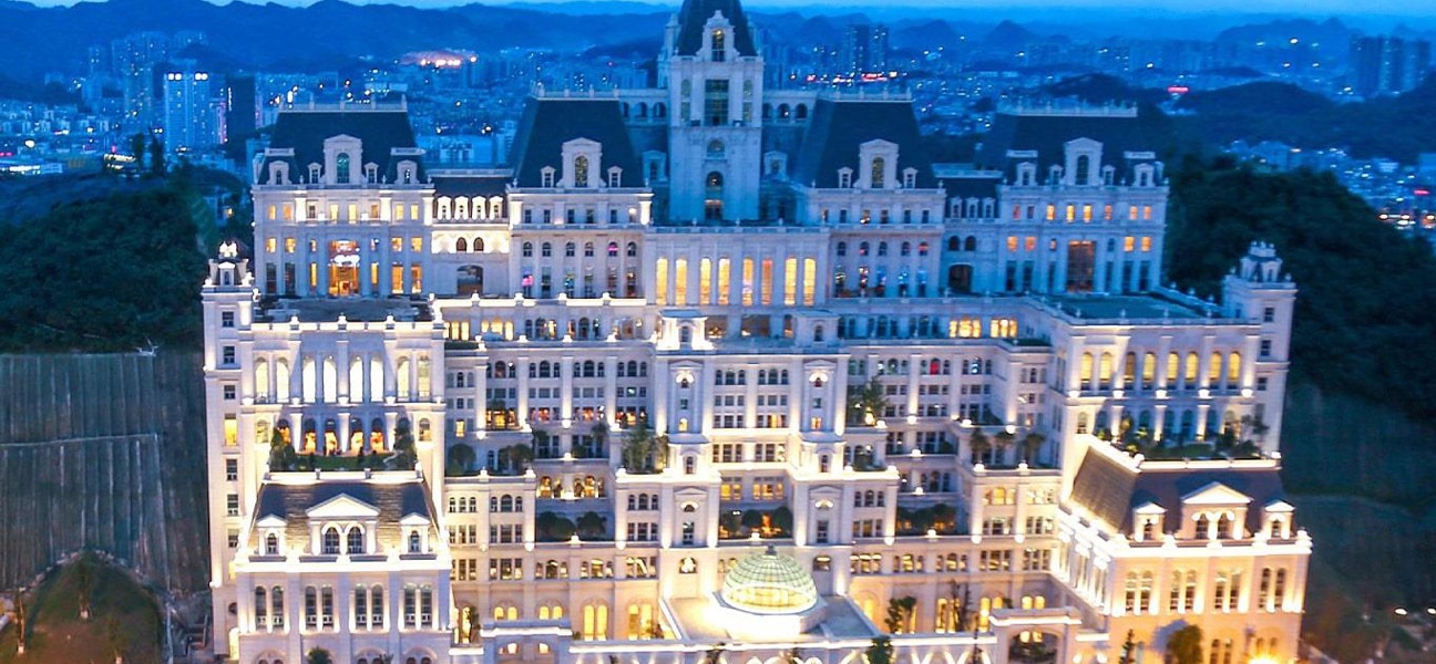 Accor advances global development strategy