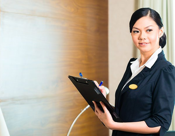 Top 10 list for controlling hotel expenses