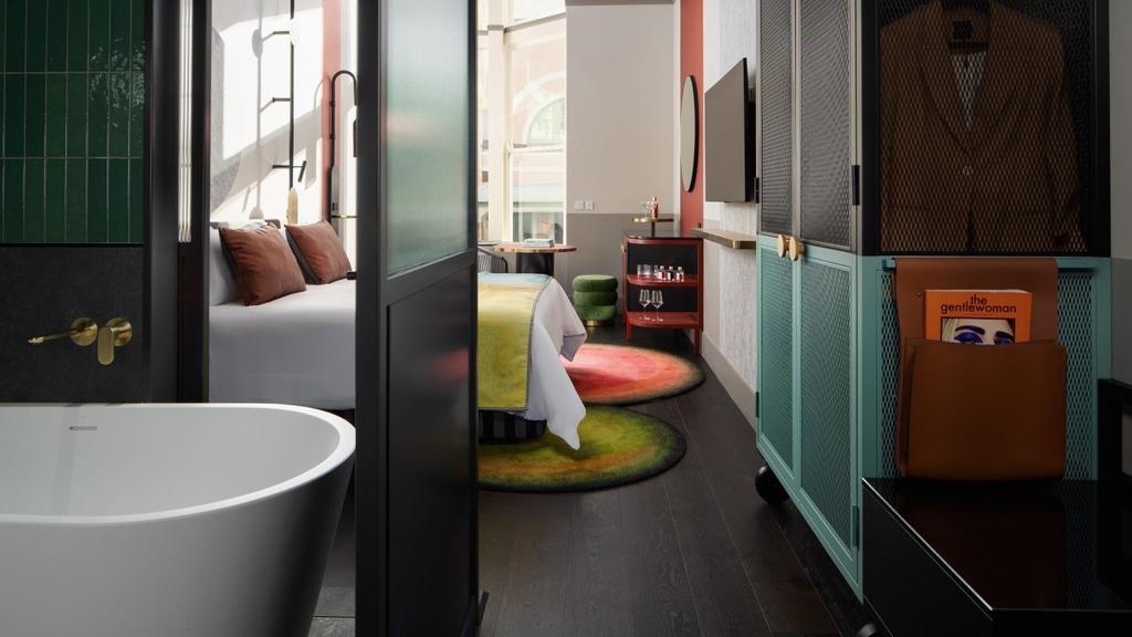 Hotel minibar discovery that stunned me - What's The Future Of Minibars?
