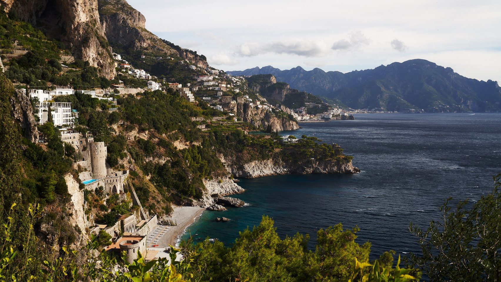 Cliffside hotel on Italy's Amalfi Coast incorporates medieval stone defences