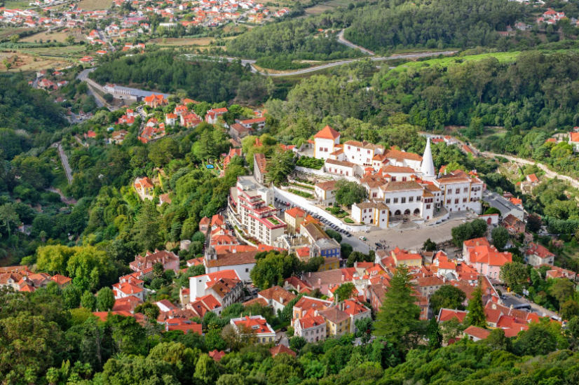 More than 1,000 hotels for sale in Portugal
