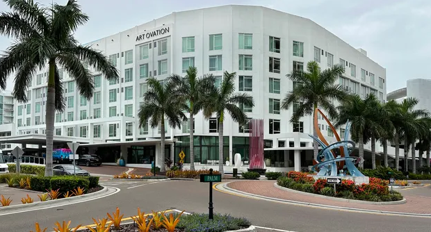 Sarasota hotel sues former employee and competing restaurant for defamation