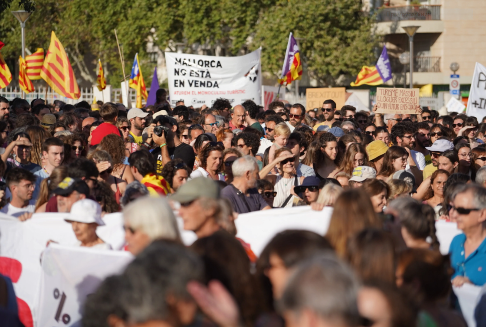 ‘Empty hotels, no rental cars and no cyclists’ chant anti-tourist zealots as thousands storm ‘historic’ Majorca protest