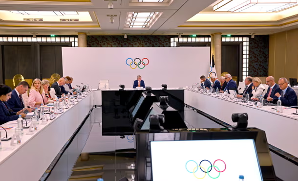 Olympic breakfast off the menu? Staff at IOC’s luxury Paris hotel go on strike
