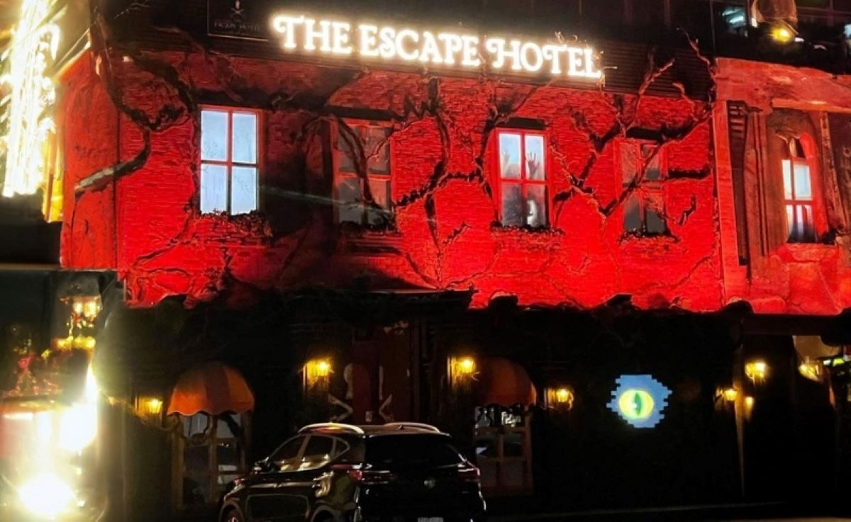 This Escape Hotel in Saudi Turns Your Stay Into a Survival Game