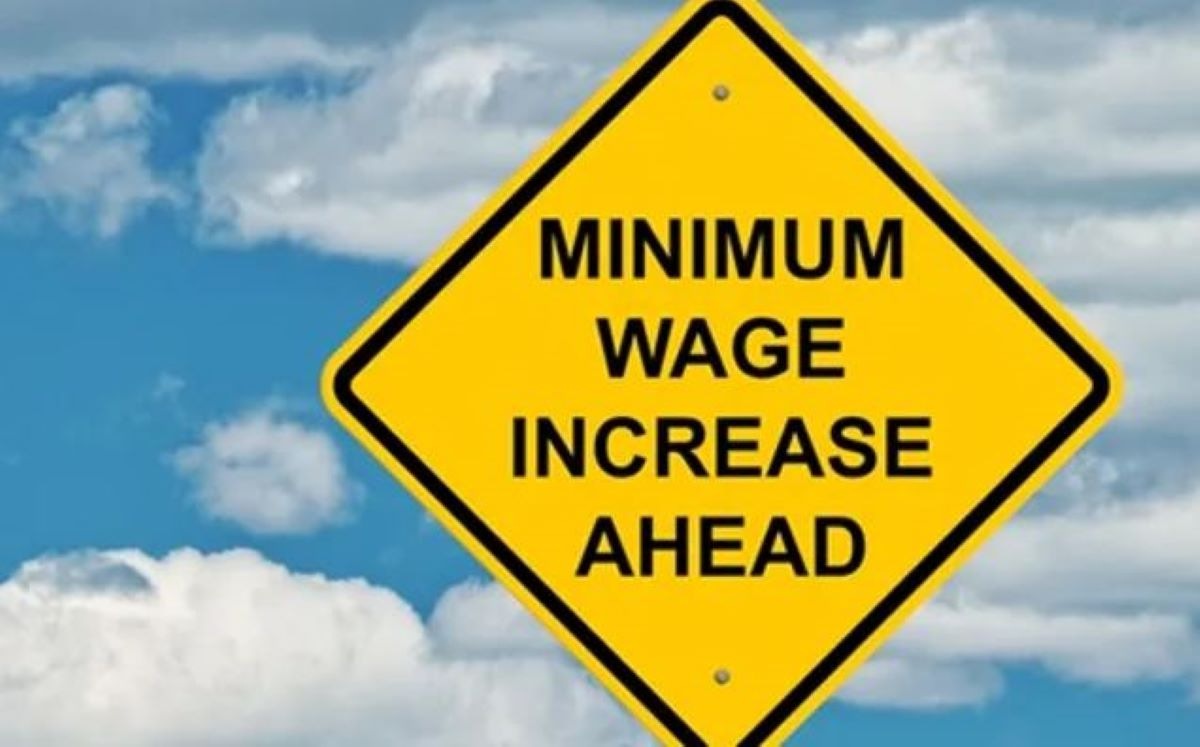 LA minimum wage moves forward