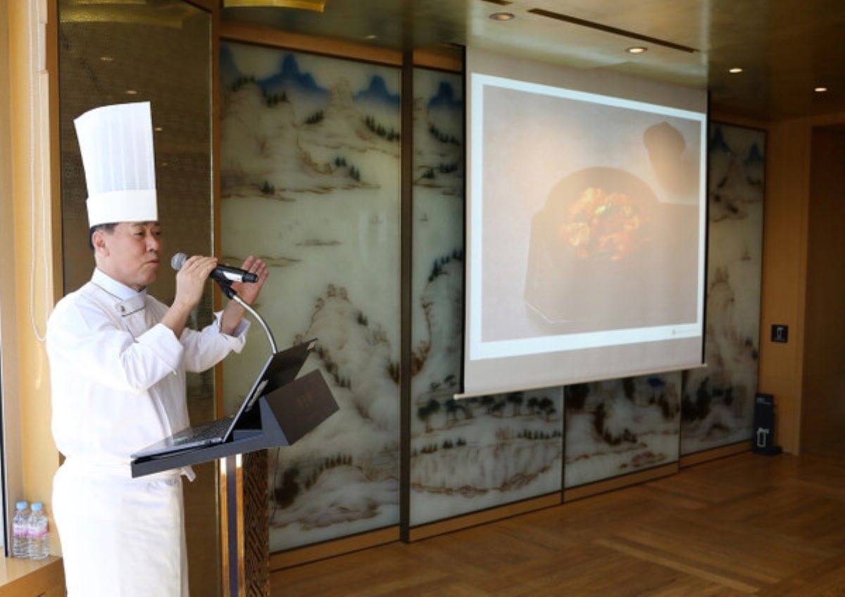 Lotte Hotel Launches Kimchi Stew HMR, Expanding Kimchi Business for Global Market