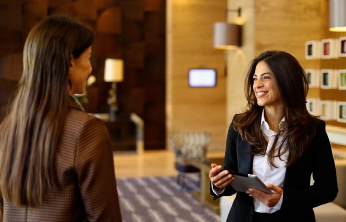 Train Your Team To Intentionally Communicate Hospitality Vibes
