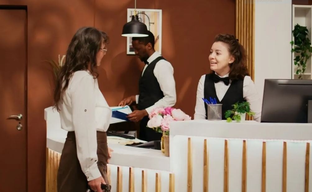 Hotels warned on AI readiness as tools gain traction