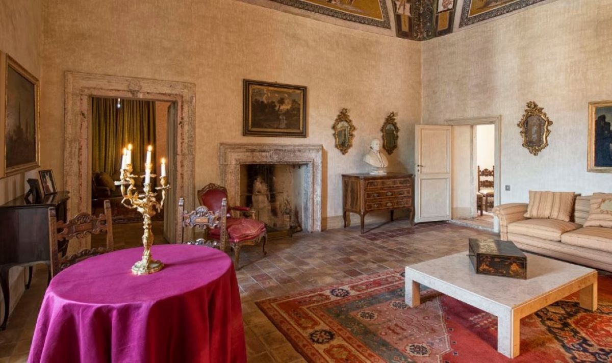 ‘We like to mingle with people’: The Italian princess who wants tourists to stay in her palace