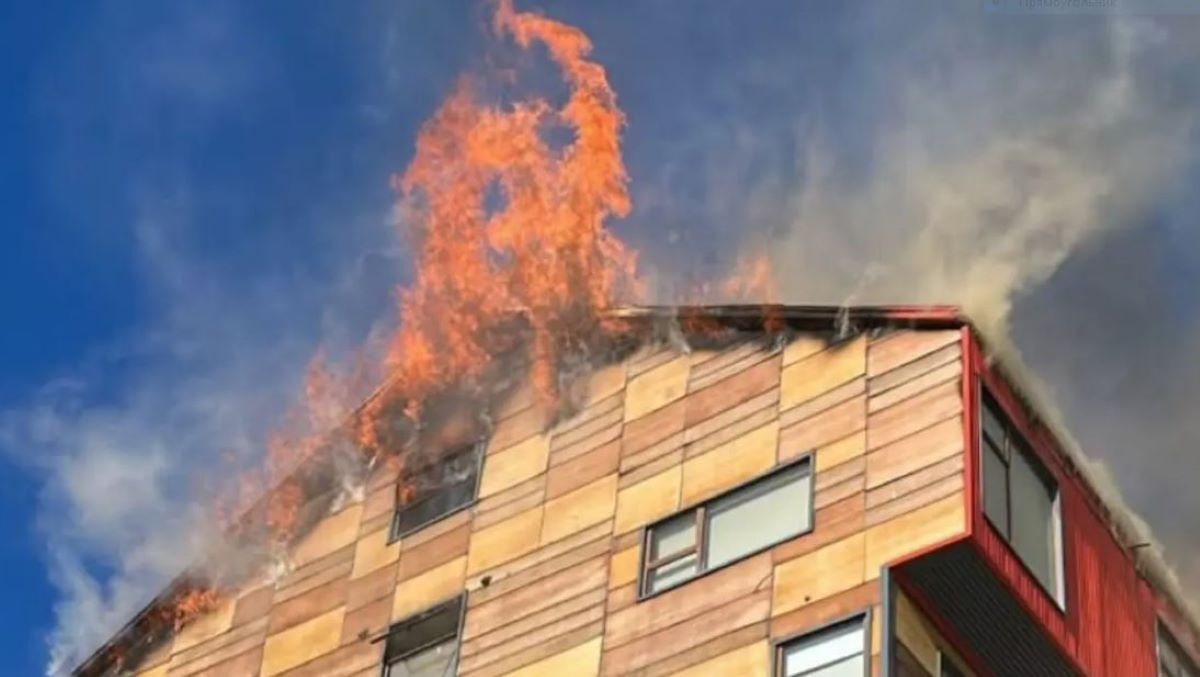 Blaze Destroys Hotel, Forces Shutdown at Chile's Nevados de Chillán Ski Resort