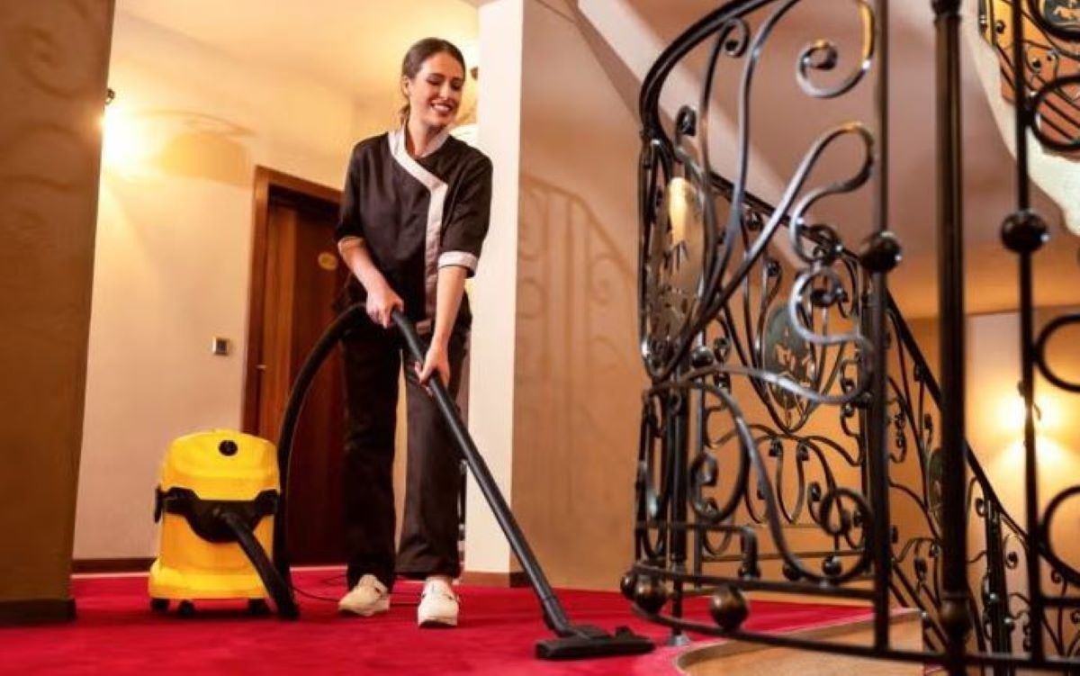 Hotel housekeeping cross-training: How to support staff retention
